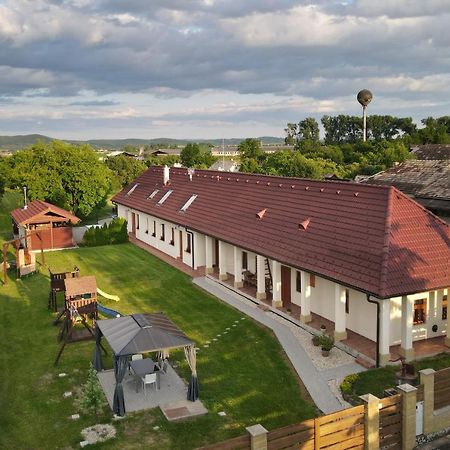 Farmaobeckov Sk Appartement Buitenkant foto