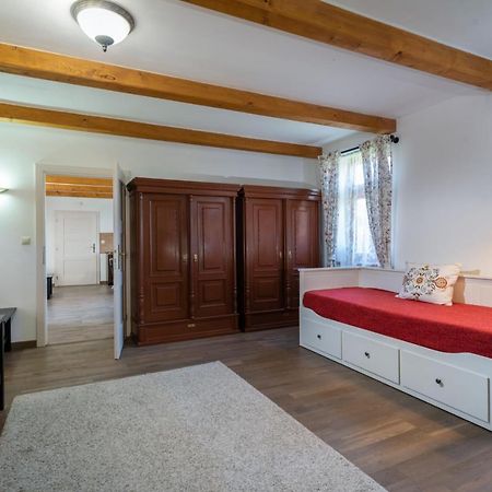 Farmaobeckov Sk Appartement Buitenkant foto