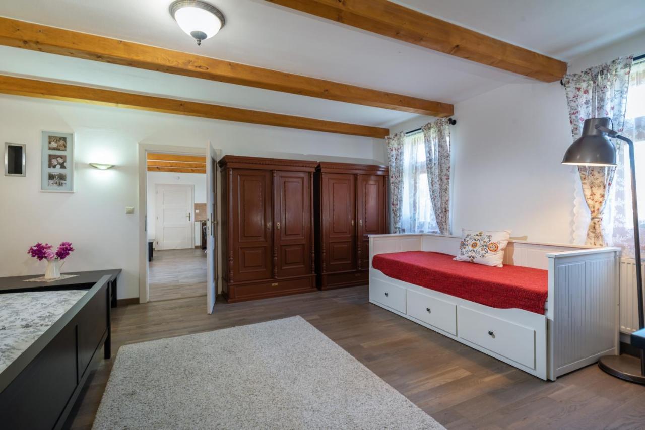 Farmaobeckov Sk Appartement Buitenkant foto